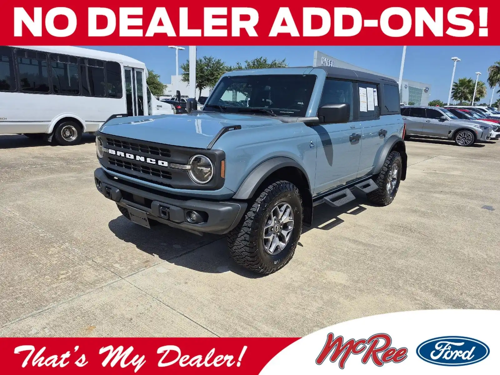 2023 Ford Bronco Black Diamond 4x4's photo