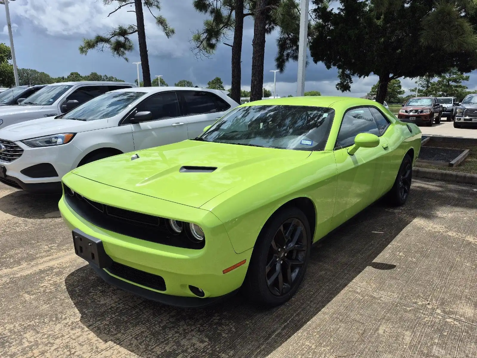 2023 Dodge Challenger SXT Auto's photo