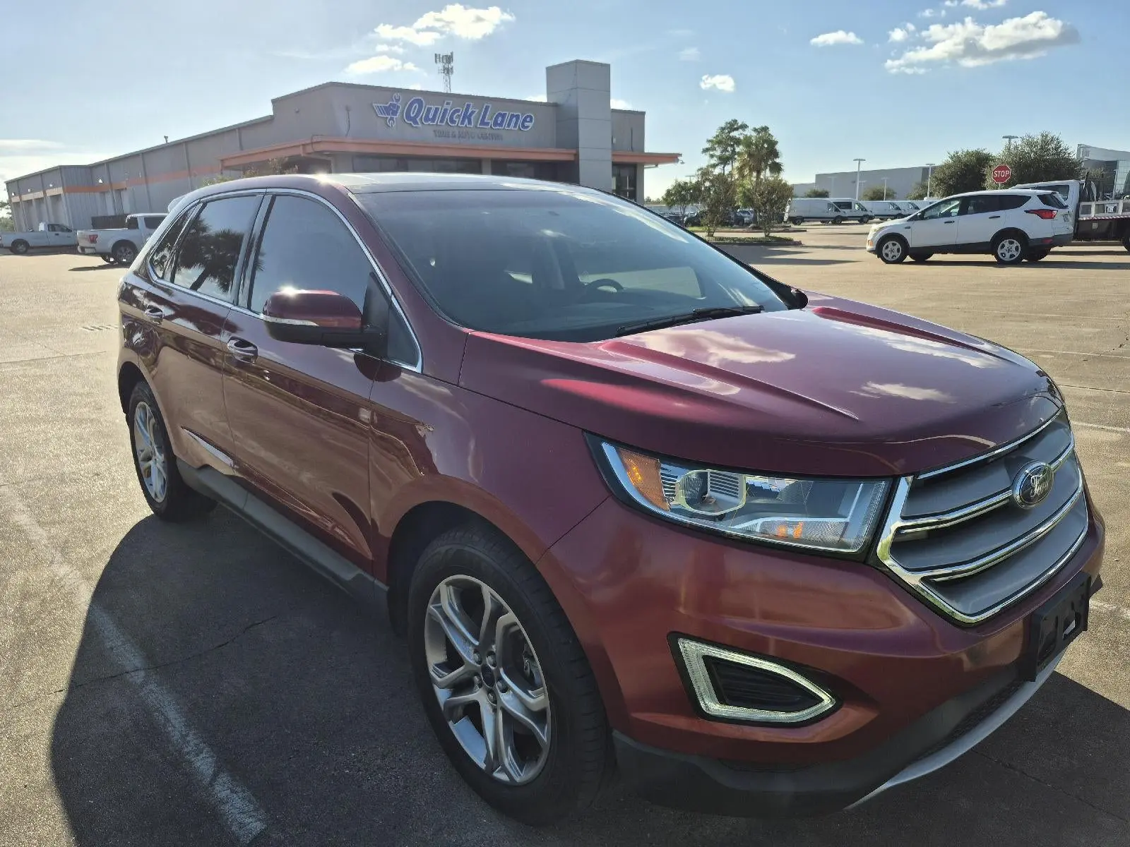 2016 Ford Edge Titanium photo 3