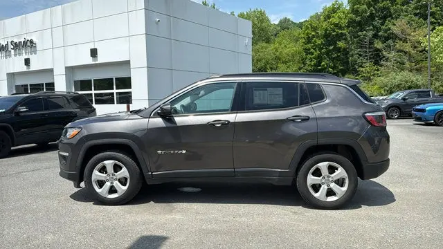 2019 Jeep Compass Latitude 4X4 photo 4