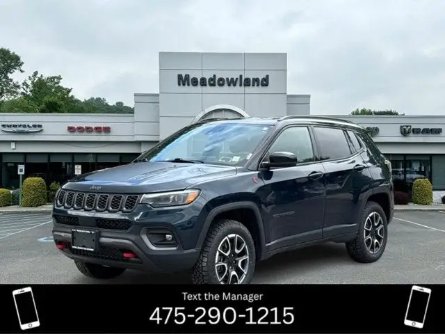 2024 Jeep Compass Trailhawk 4X4 photo 1