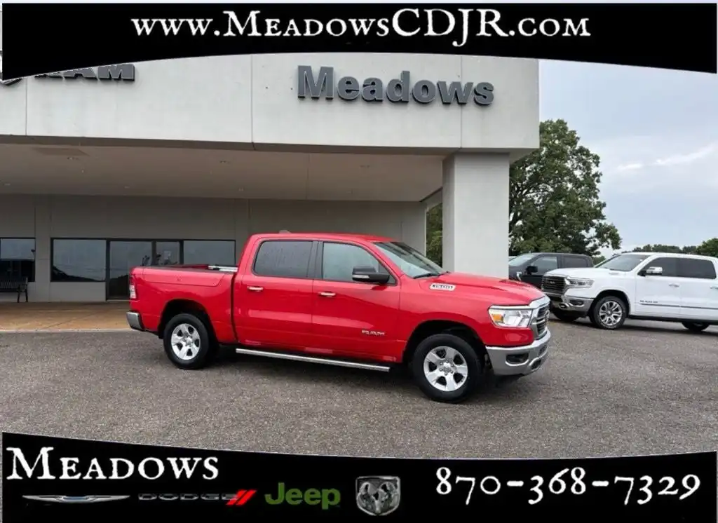2020 RAM 1500 Big Horn/Lone Star 4x4 Crew Cab 5'7's photo