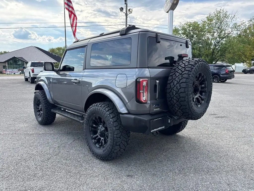 2021 Ford Bronco Outer Banks 4WD photo 3