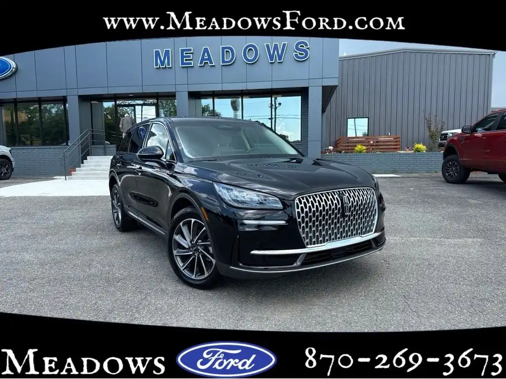 2023 Lincoln Corsair AWD's photo