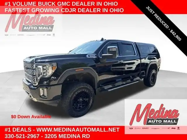 2020 GMC Sierra 4WD Crew Cab Standard Box Denali's photo