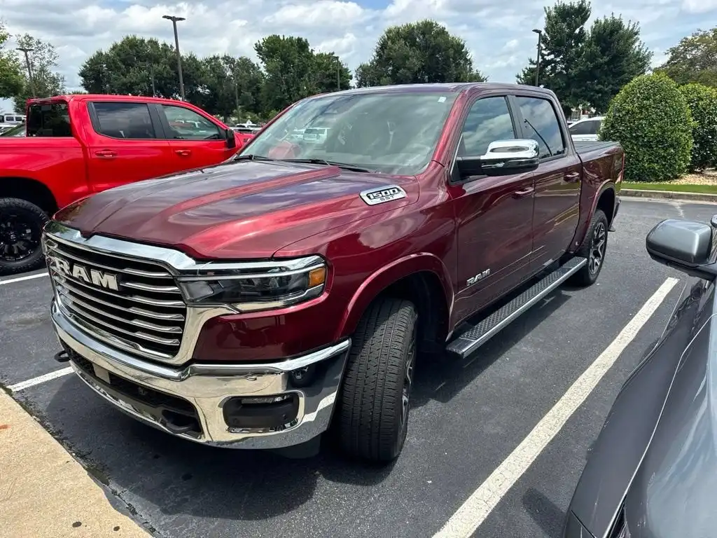 2025 RAM 1500 Laramie 4x4 Crew Cab 5'7's photo