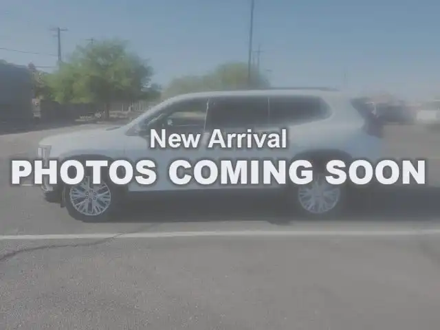 2024 GMC Acadia Elevation FWD's photo