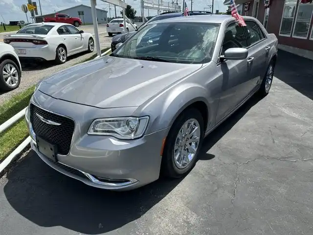 2015 Chrysler 300 Limited V6's photo