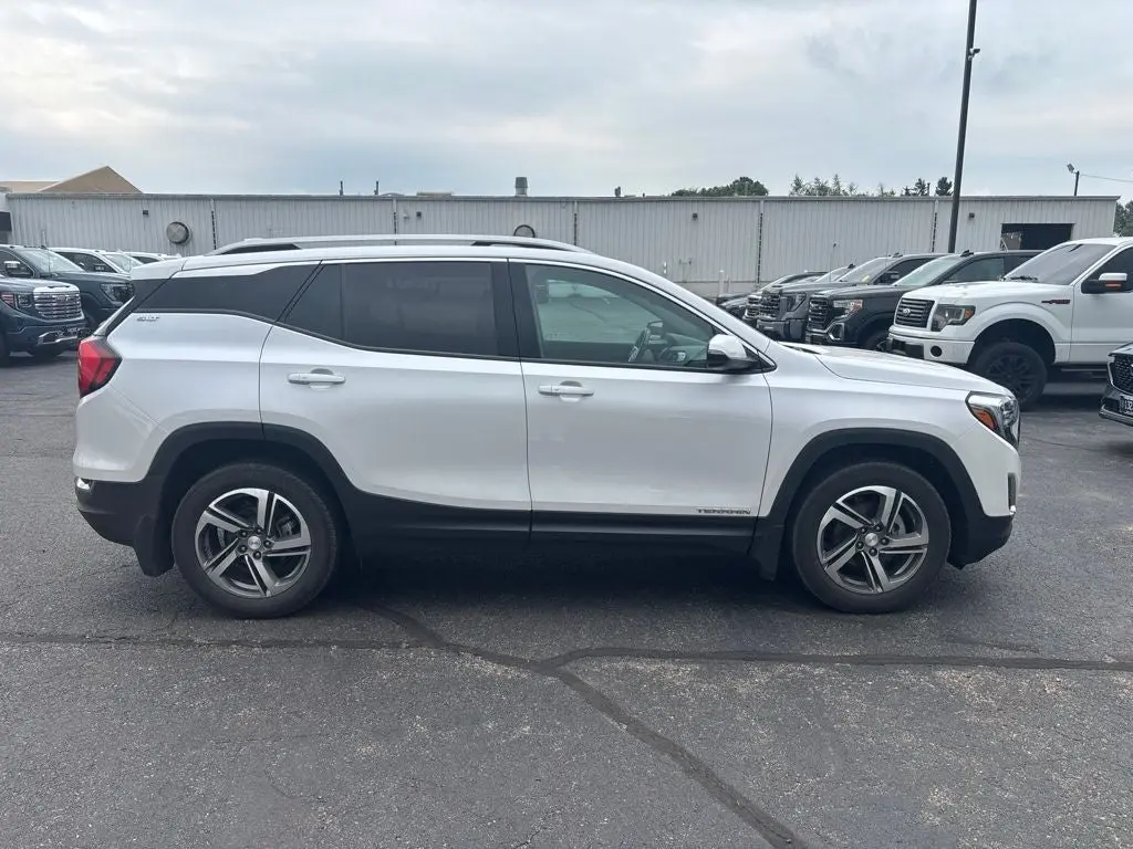 2021 GMC Terrain SLT AWD photo 5