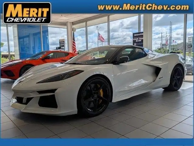 2026 Chevrolet Corvette E-Ray Convertible 1LZ's photo