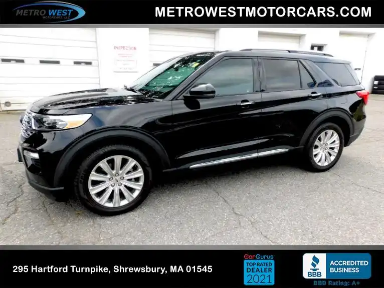 2020 Ford Explorer Limited RWD's photo