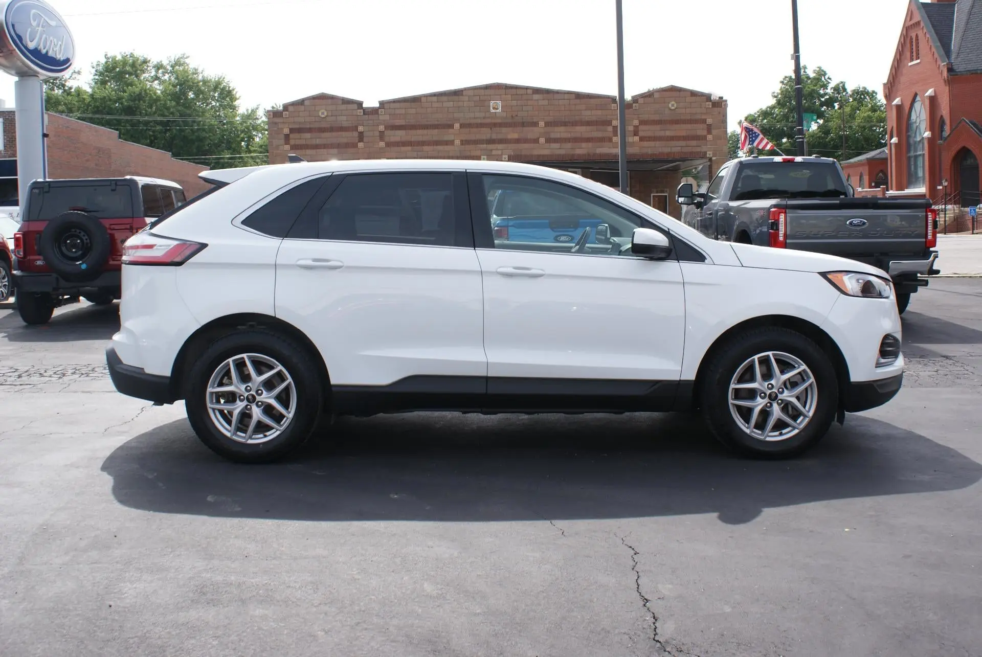 2024 Ford Edge SEL AWD photo 4