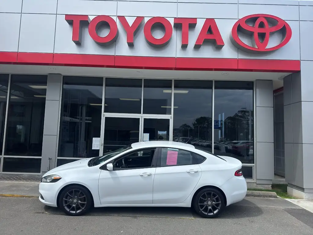 2016 Dodge Dart 2.0 SE photo 1