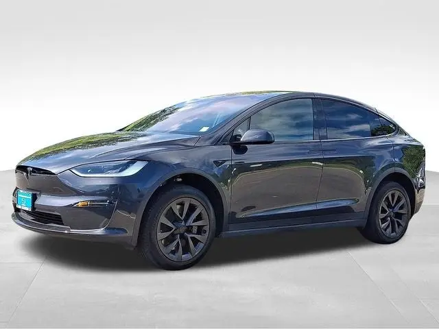2024 Tesla Model X Long Range photo 3