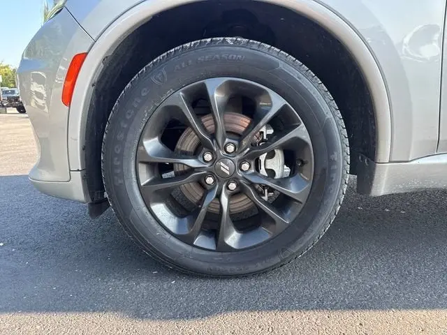 2023 Dodge Durango GT AWD Plus photo 3
