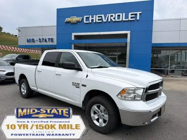 2020 RAM 1500 Classic SLT 4x4 Crew Cab 6'4's photo