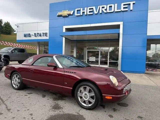 2004 Ford Thunderbird Deluxe's photo