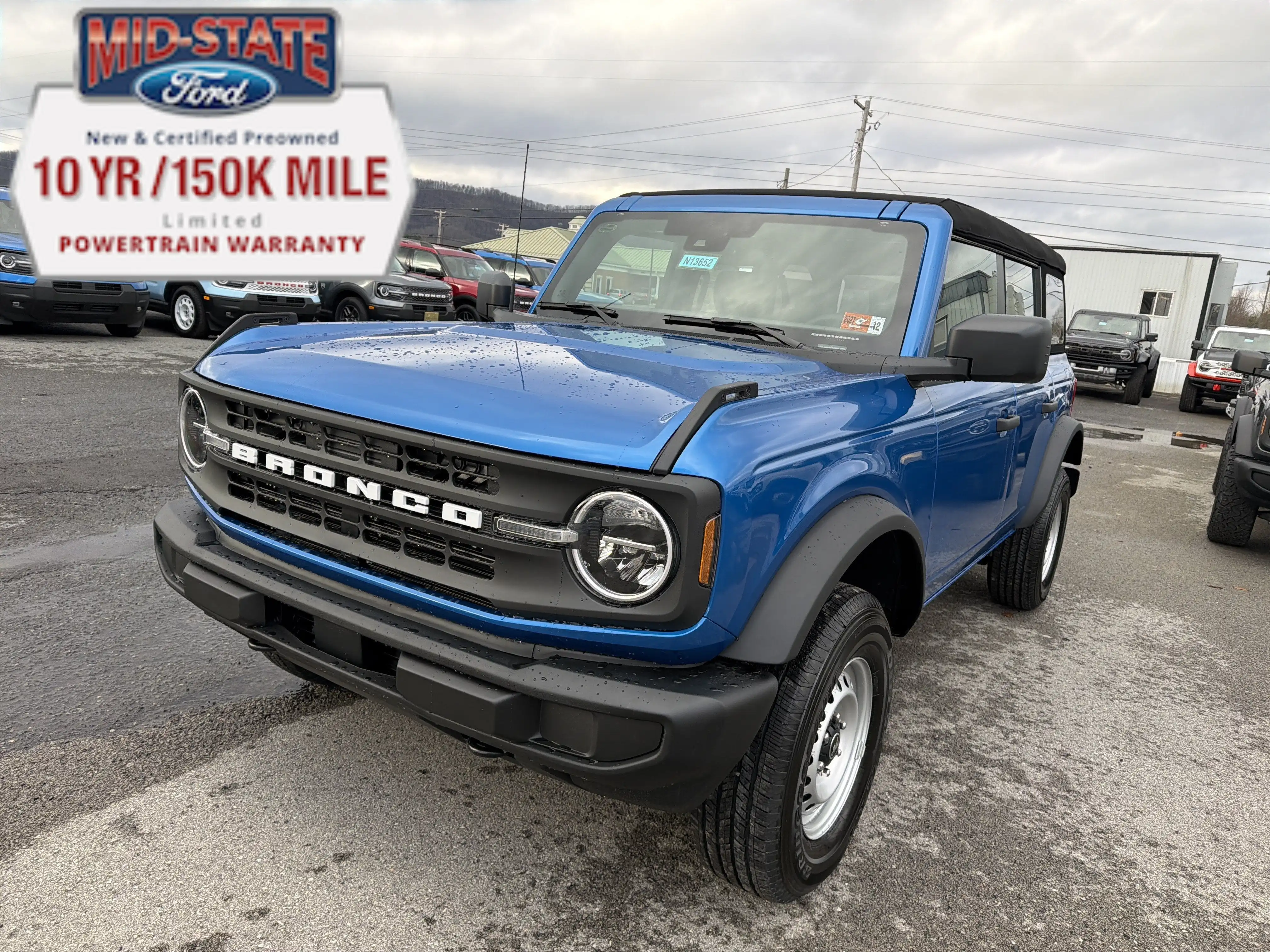 2025 Ford Bronco Base 4x4's photo