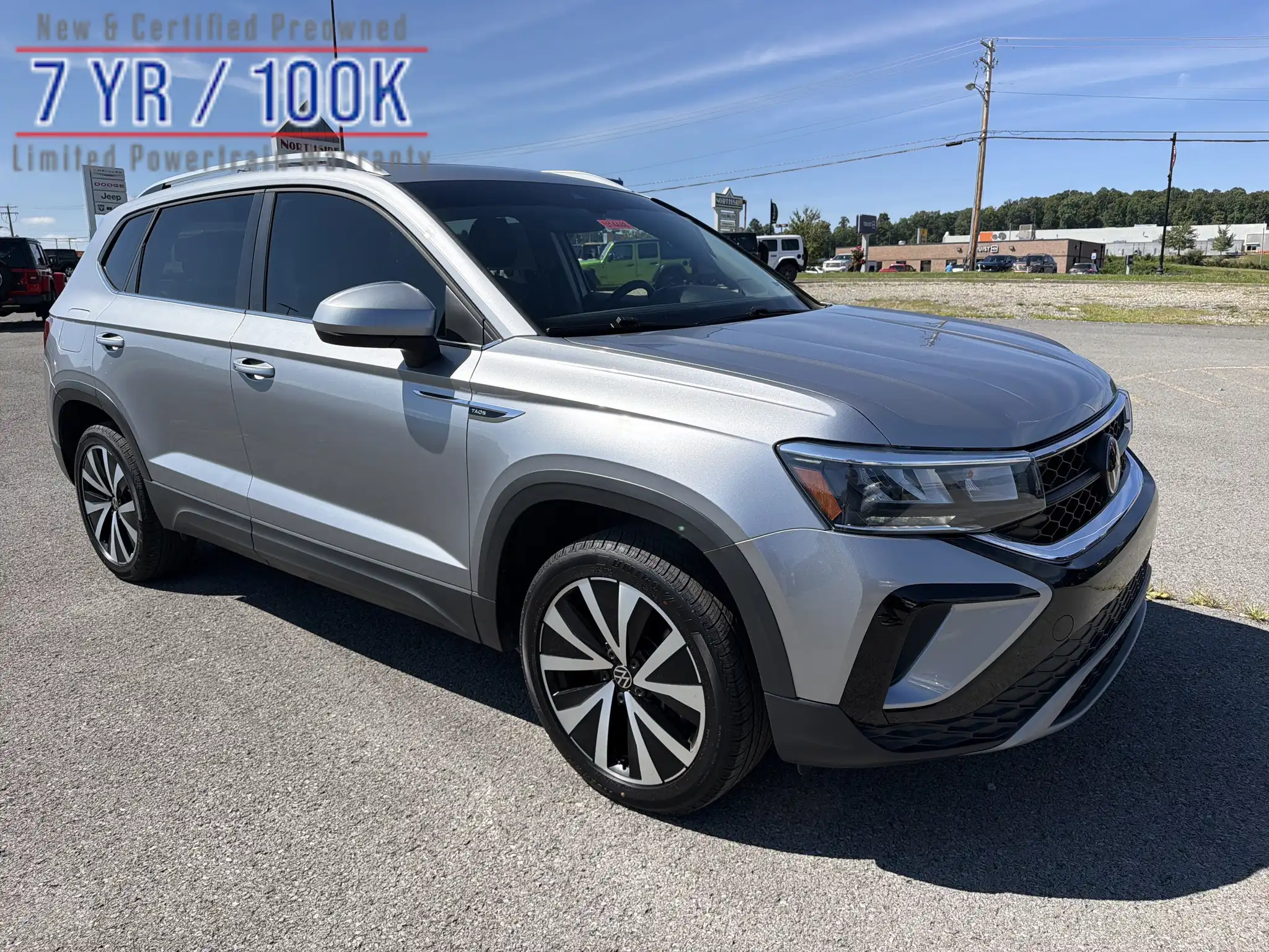2024 Volkswagen Taos 1.5T SE's photo