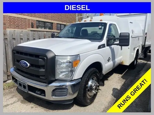 2011 Ford F-350 XL Regular Cab 141-In DRW photo 1