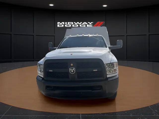2015 RAM 3500 Tradesman Regular Cab SWB DRW photo 5