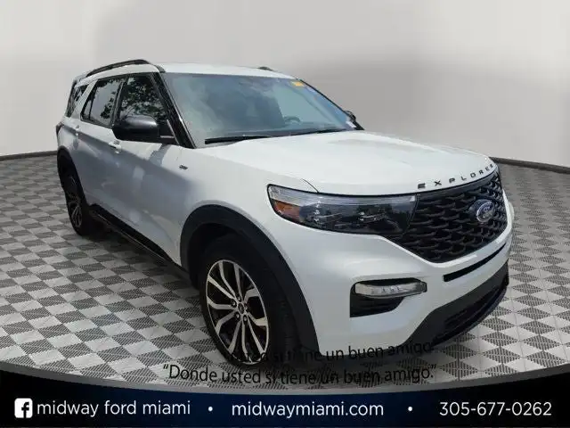 2023 Ford Explorer ST-LINE RWD's photo