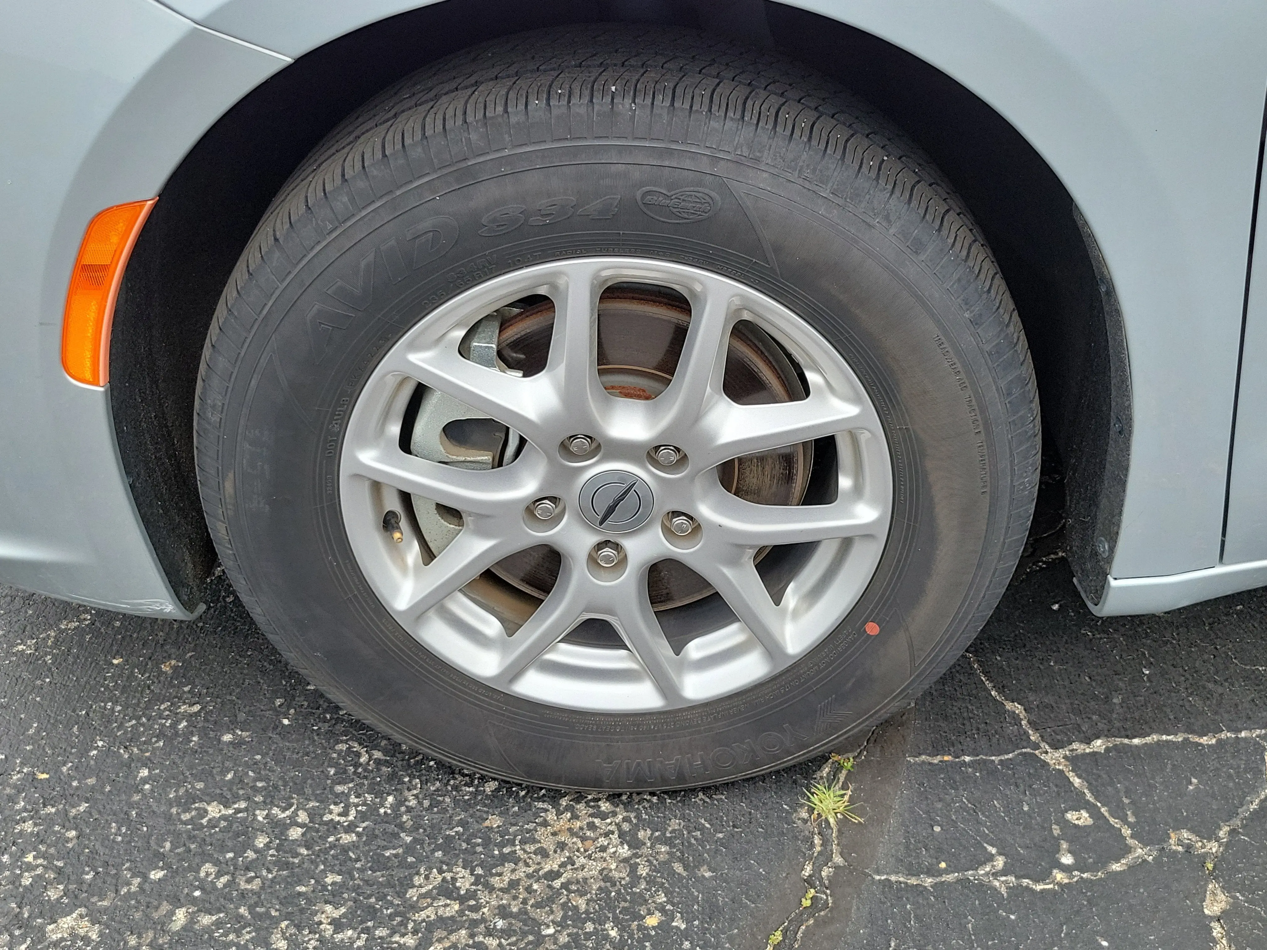 2024 Chrysler Pacifica Touring L photo 5