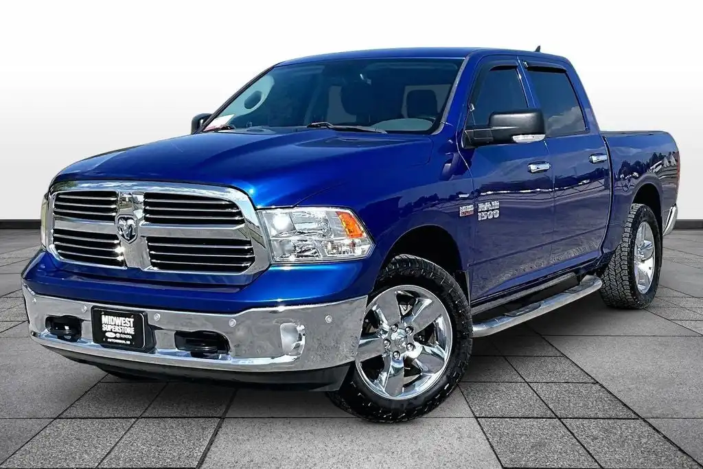 2017 RAM 1500 Big Horn 4WD Crew Cab 5'7's photo
