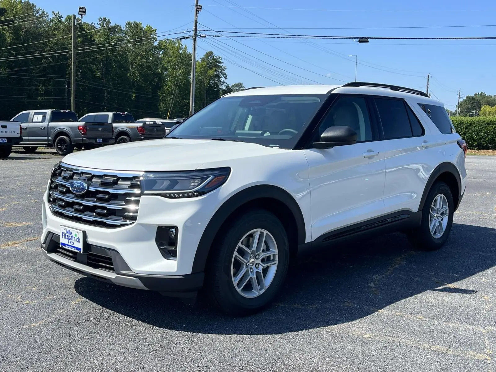 2026 Ford Explorer Active photo 5