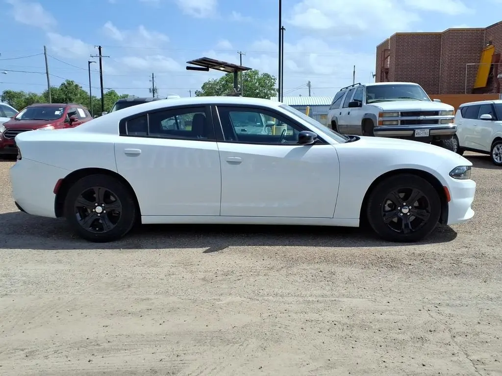 2023 Dodge Charger SXT photo 5