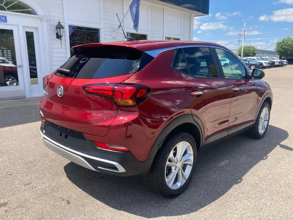 2023 Buick Encore GX Preferred AWD photo 5