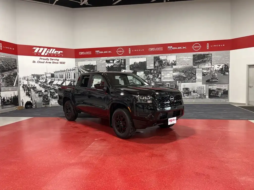 2026 Nissan Frontier SV Crew Cab 4X4 SWB's photo