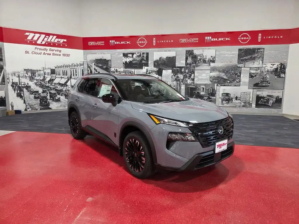 2026 Nissan Rogue Dark Armor AWD's photo