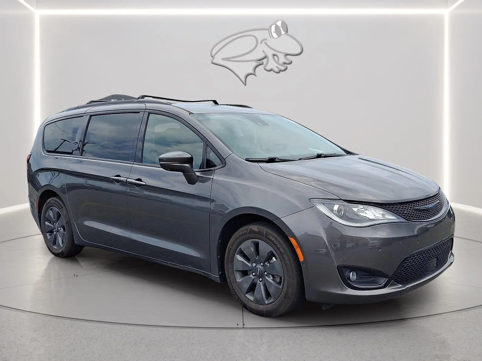 2020 Chrysler Pacifica Hybrid Limited photo 5