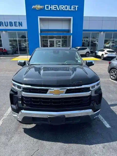 2026 Chevrolet Silverado 1500 LT Crew Cab Short Box's photo