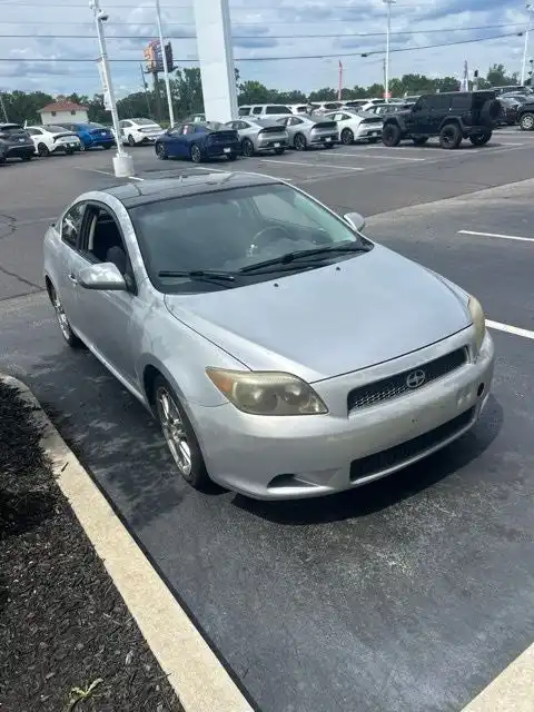 2005 Scion tC 4AT's photo