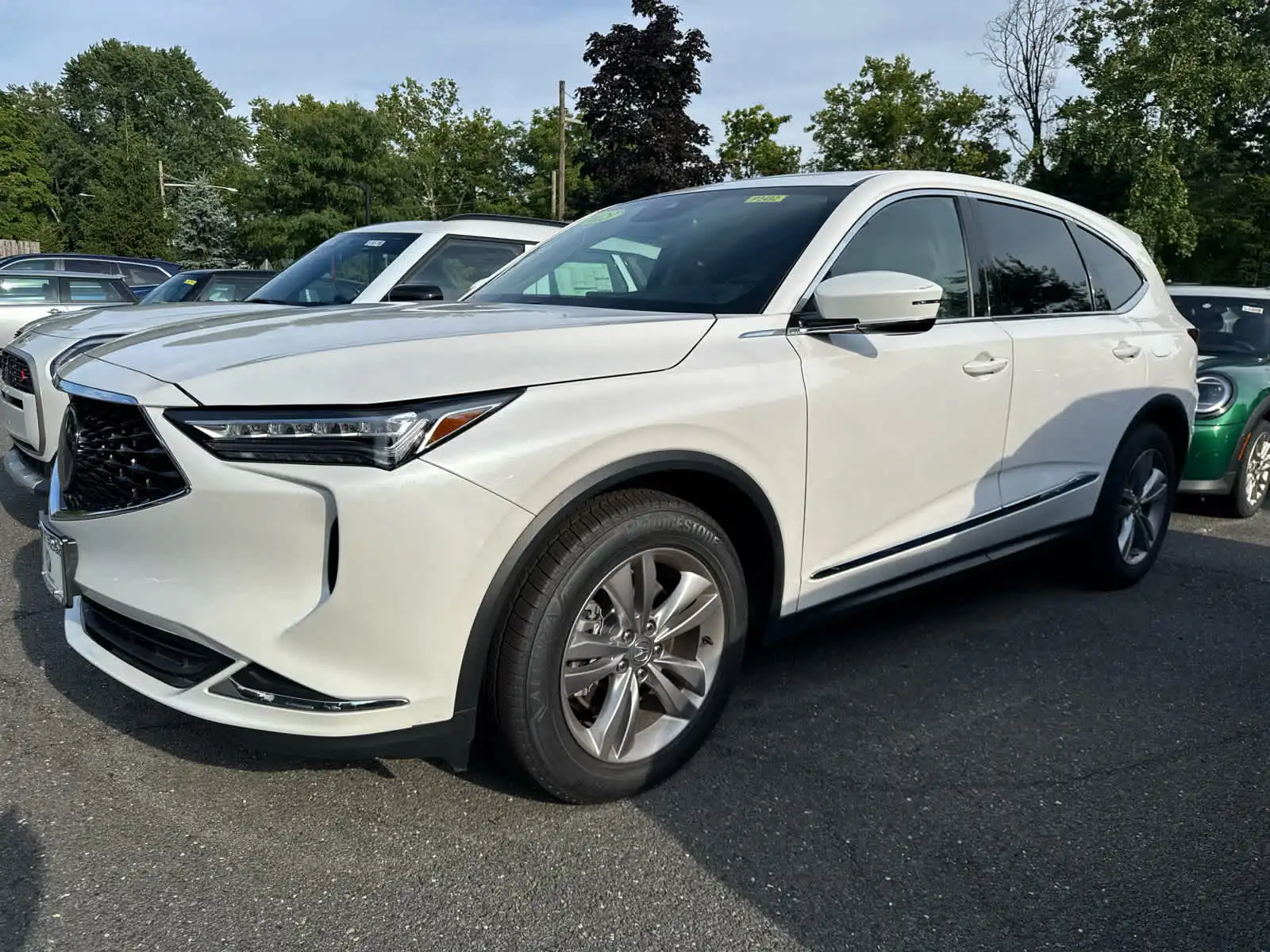 2023 Acura MDX SH-AWD's photo