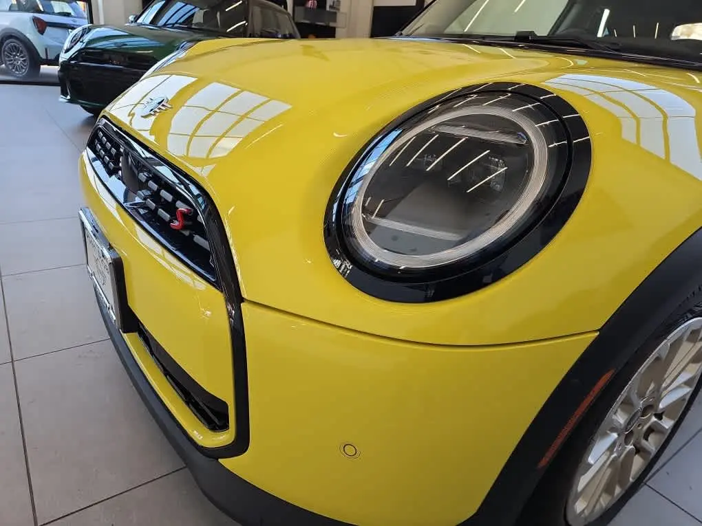 2025 MINI Hardtop Cooper S photo 4