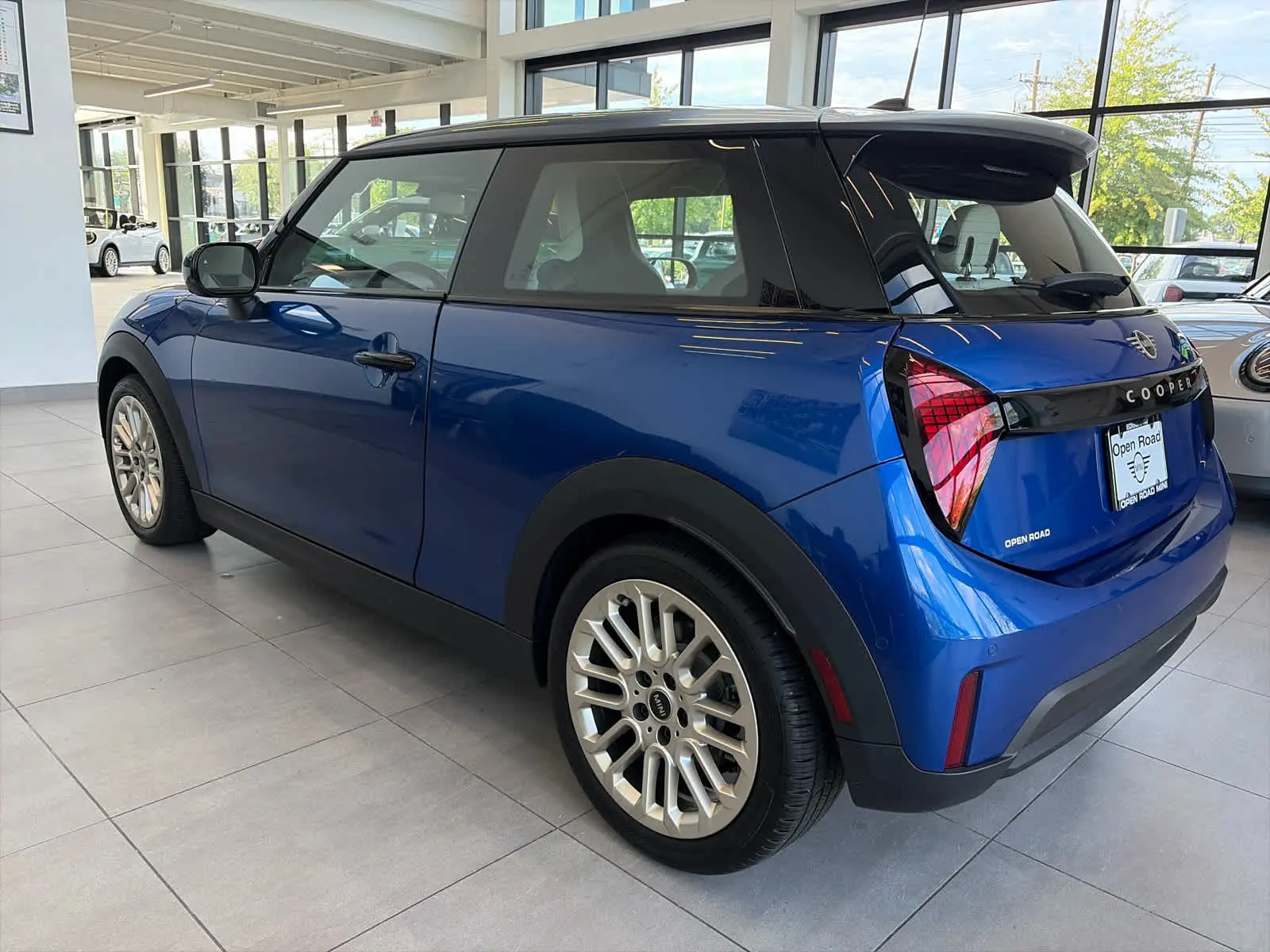 2025 MINI Hardtop Cooper S photo 3