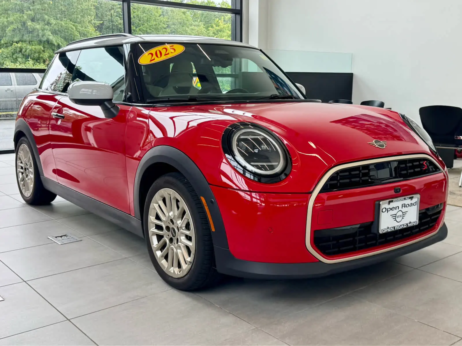 2025 MINI Hardtop Cooper S photo 4