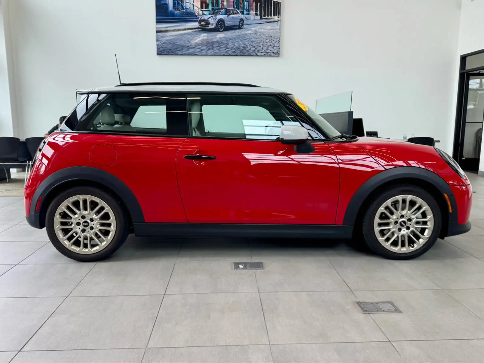 2025 MINI Hardtop Cooper S photo 5