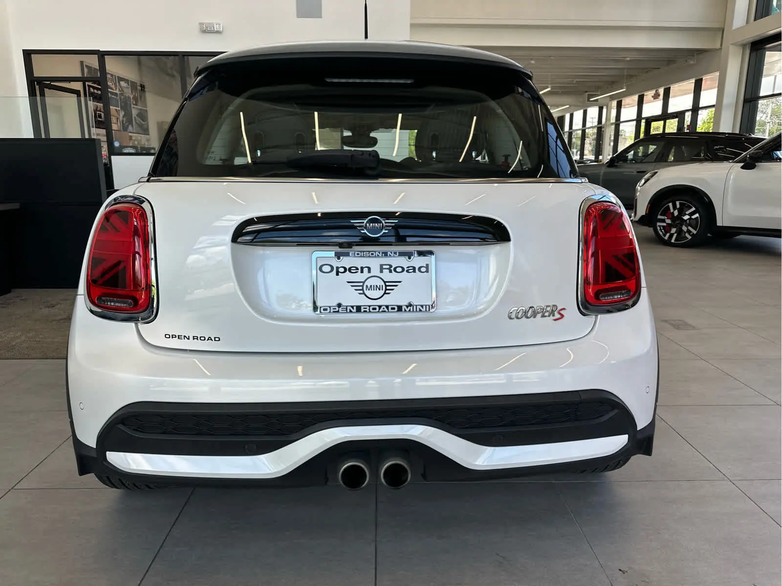 2024 MINI Hardtop Cooper S photo 4