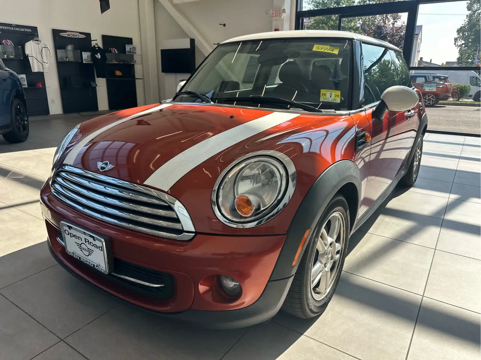 2013 MINI Cooper Base photo 1