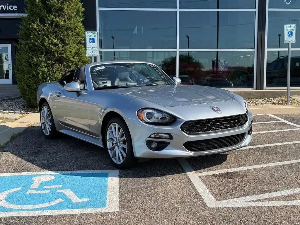 2020 FIAT 124 Spider 1.4 Lusso RWD's photo