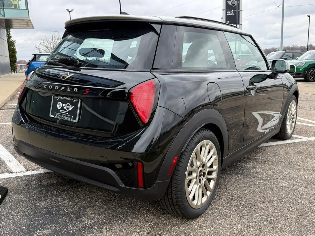 2026 MINI Hardtop Cooper S photo 3