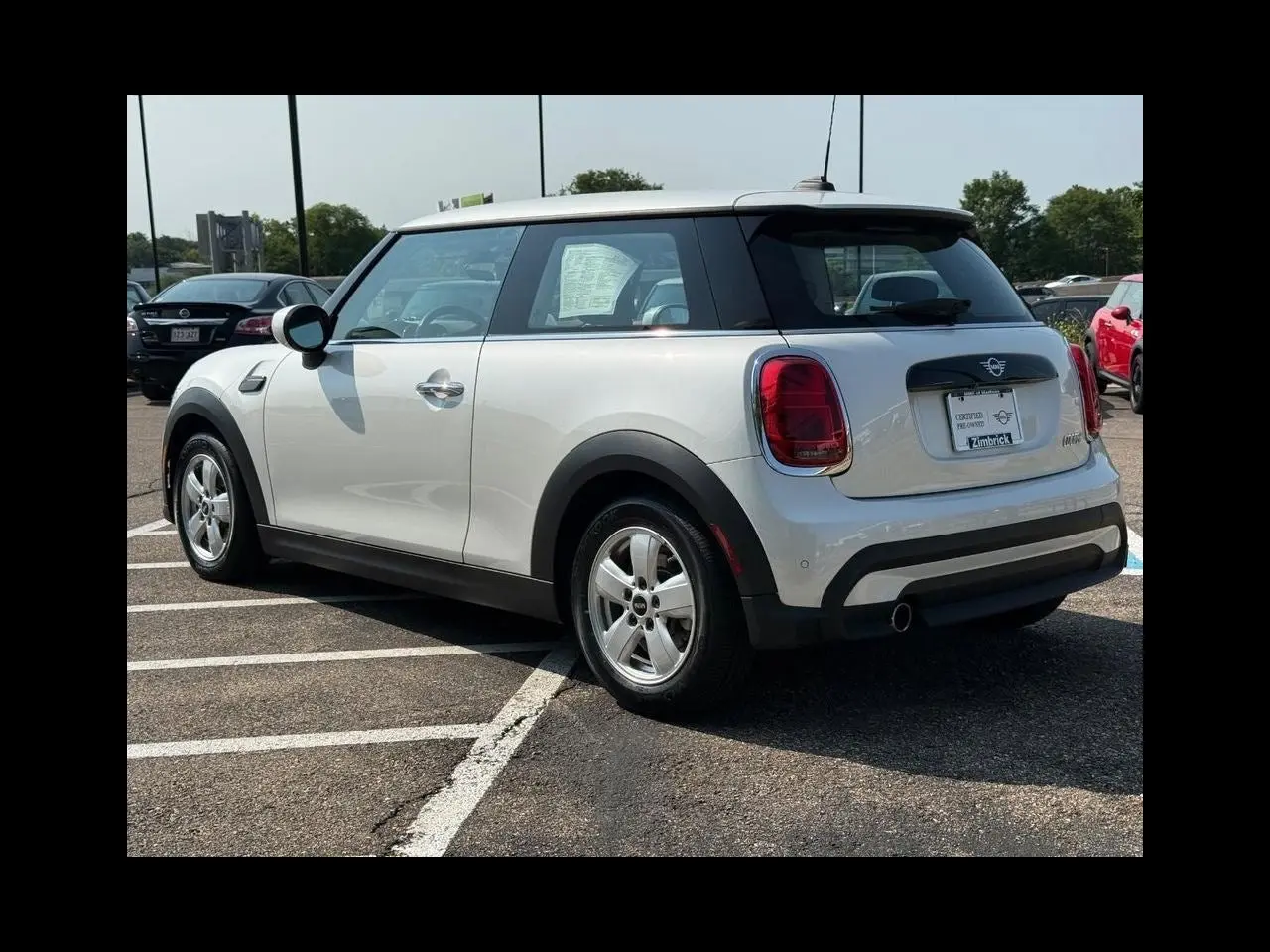 2024 MINI Hardtop Cooper photo 5