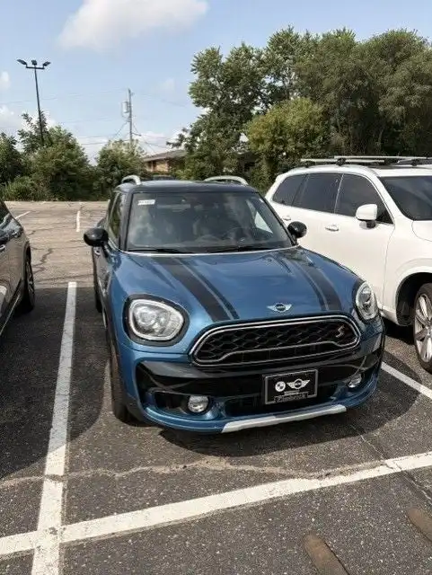 2018 MINI Countryman Cooper S ALL4's photo