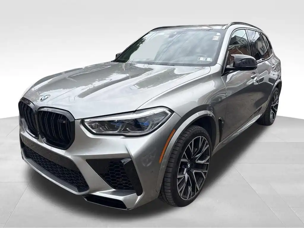 2021 BMW X5 M Base's photo