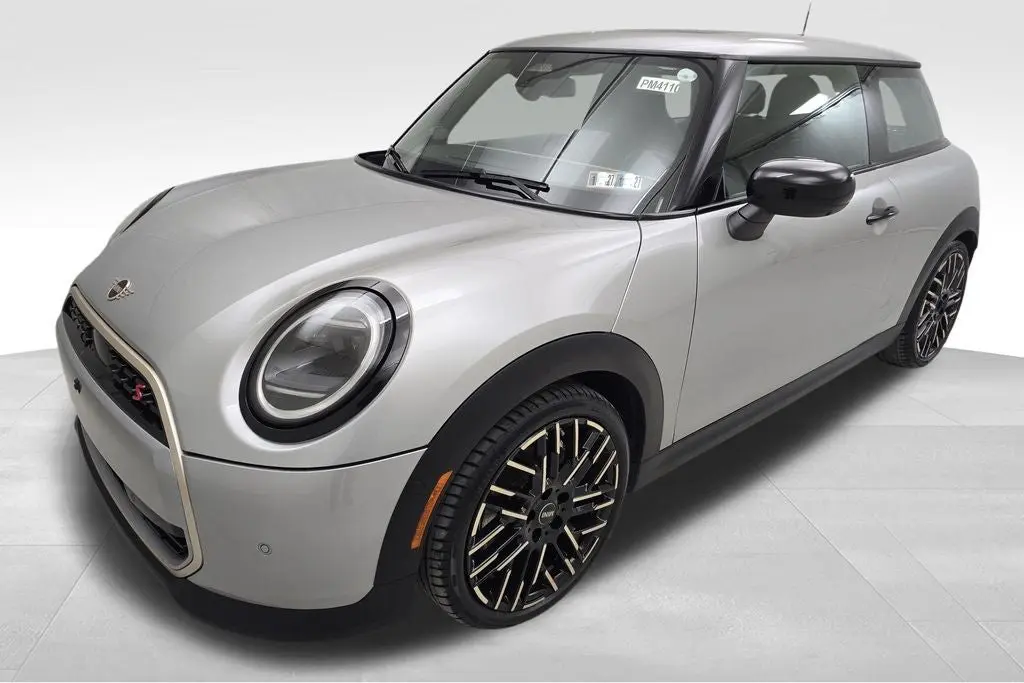 2025 MINI Hardtop Cooper S photo 5