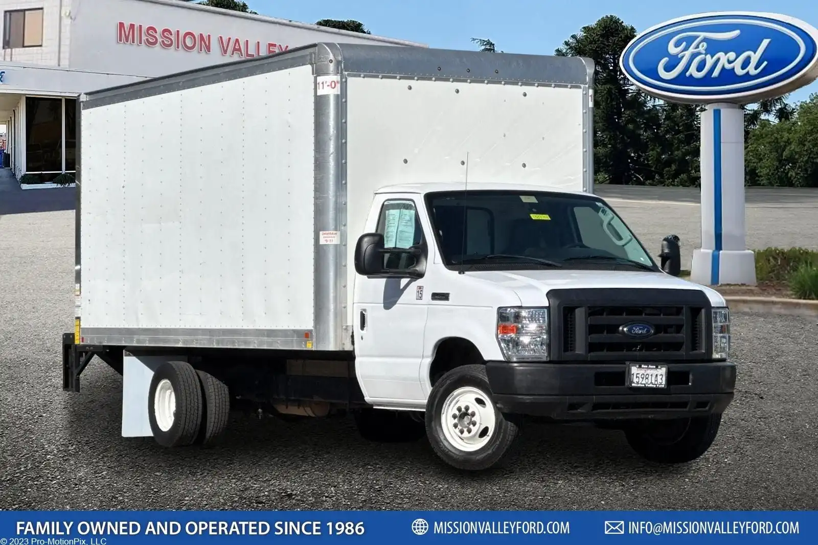 2019 Ford E-Series DRW E-450 Super Duty 176 in WB's photo